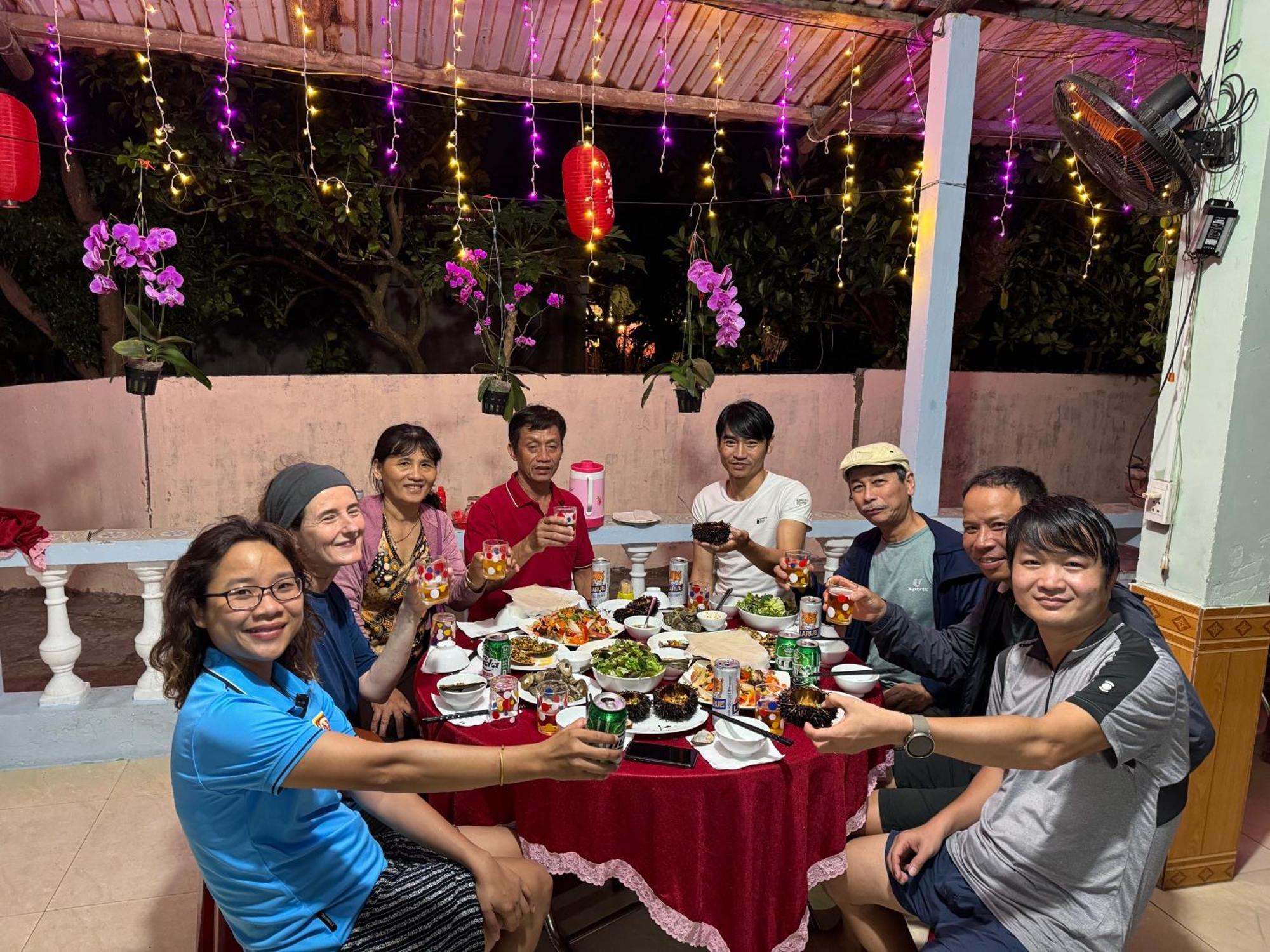 Homestay Van Duc Cu Lao Cham Tân Hiệ Exteriör bild